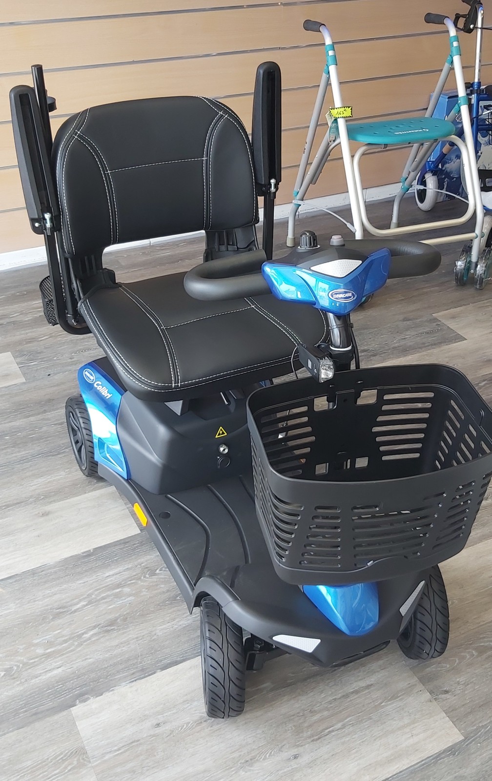 Scooter électrique extérieur et intérieur au Havre